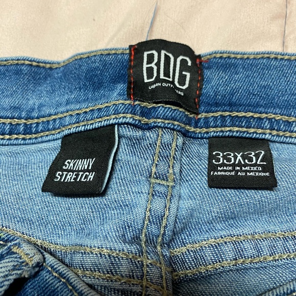 Jeans - Picture 3 of 4